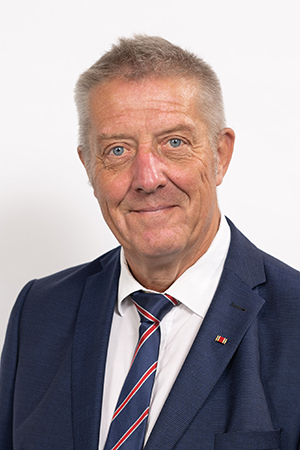 Claus-Peter Bach
